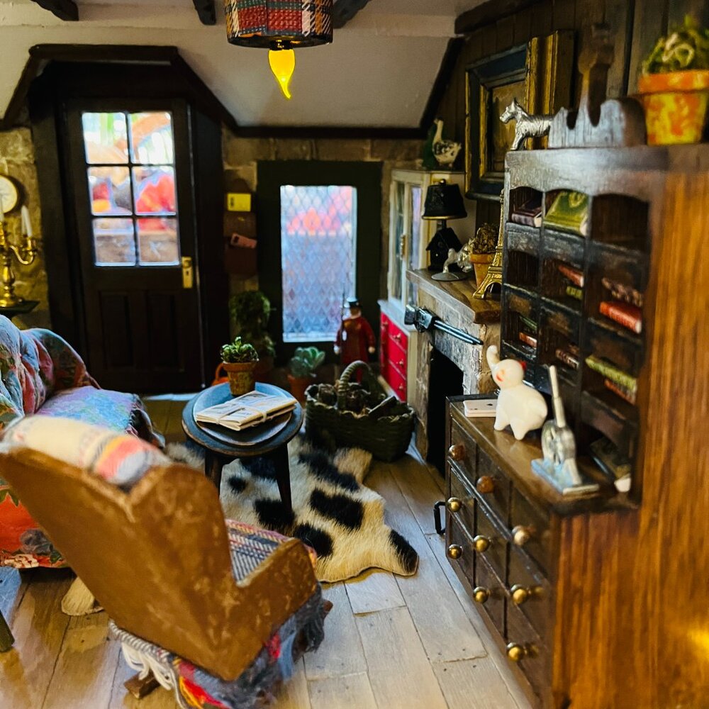 1 of 3 doll house RENO - Picture 12 of 17